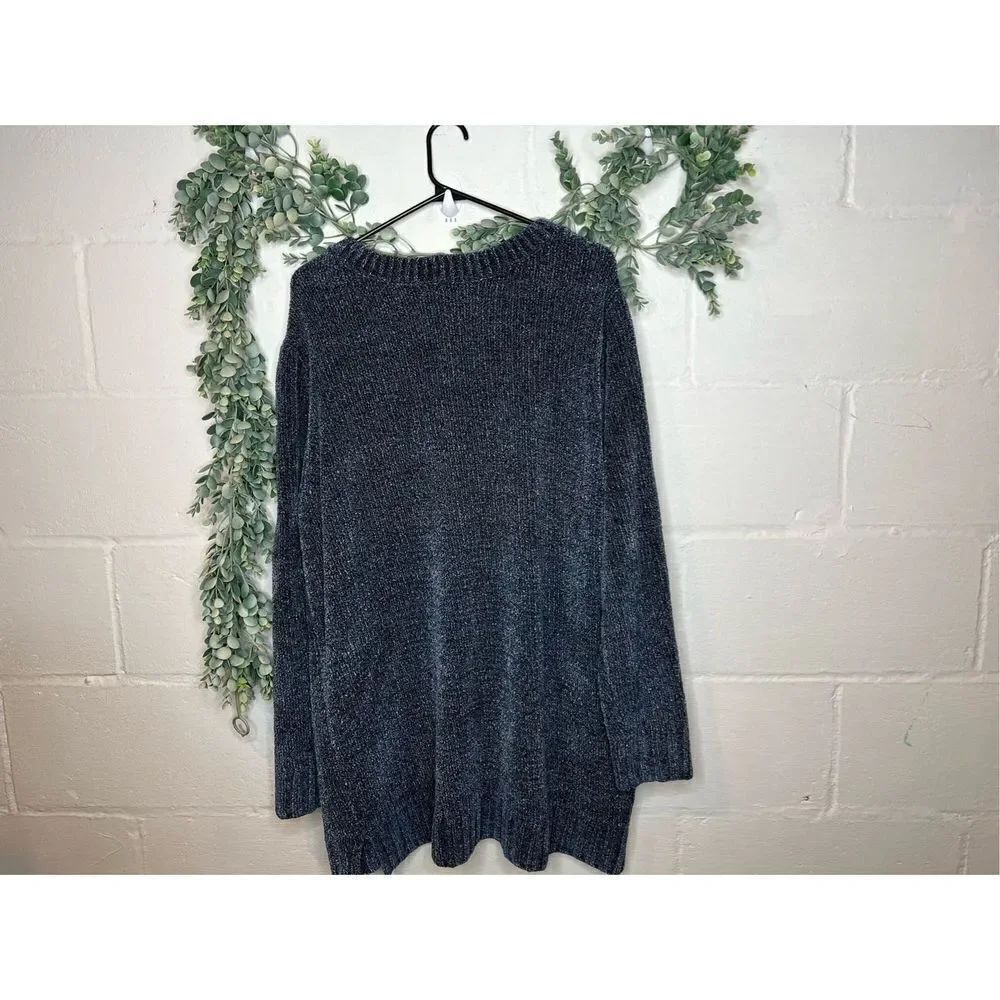 Orvis v neck sweater